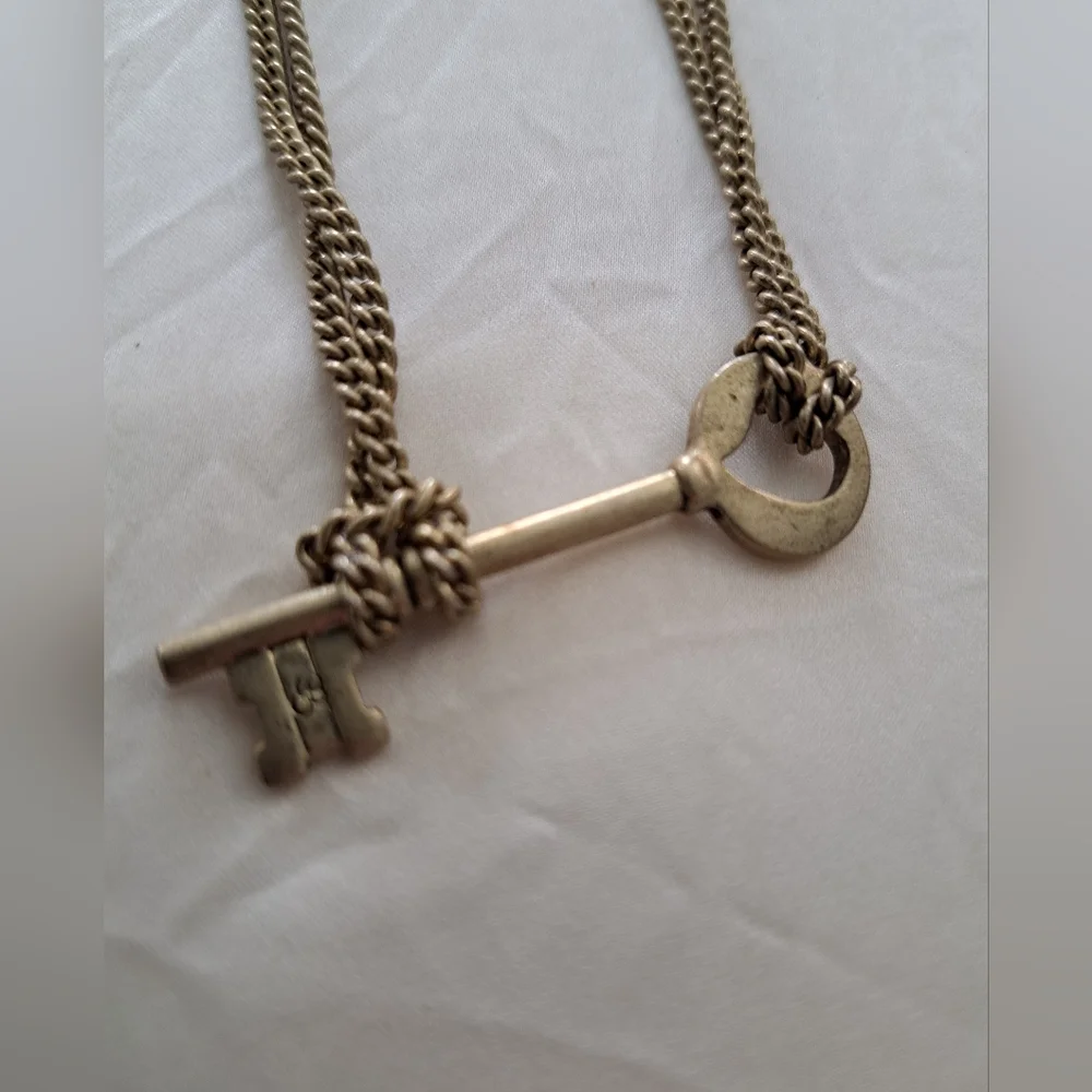 Key Necklace 8/14